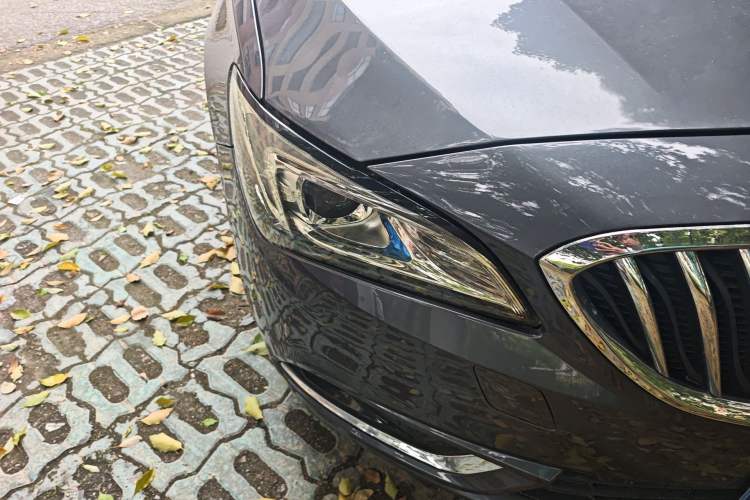 Used Buick Verano 2015 Sedan 15S Automatic Leading Model Right Front Headlight