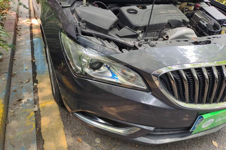 Used Buick Verano 2015 Sedan 15S Automatic Leading Model Right Front Headlight