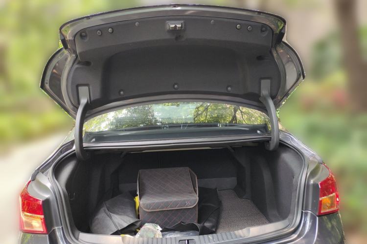 Used Buick Verano 2015 Sedan 15S Automatic Leading Model Trunk