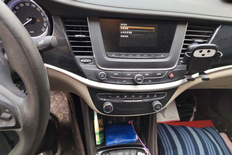Used Buick Verano 2015 Sedan 15S Manual Entry-Level Model Audio And AC Panel