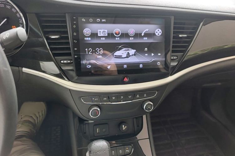 Used Buick Verano 2015 Sedan 20T Dual-Clutch Leading Model Audio And AC Panel