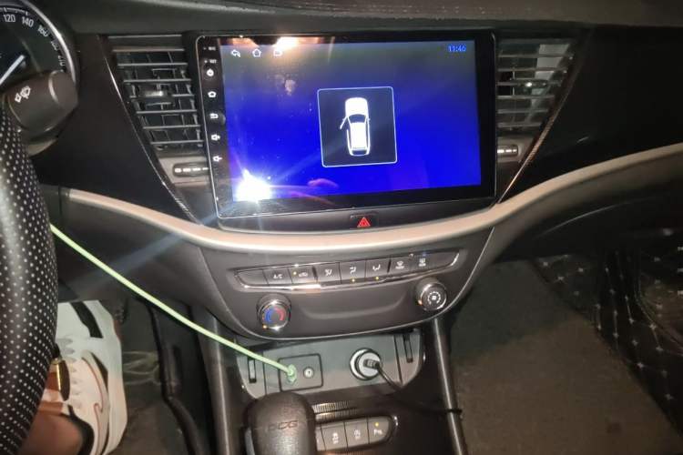 Used Buick Verano 2015 Sedan 20T Dual-Clutch Leading Model Audio And AC Panel
