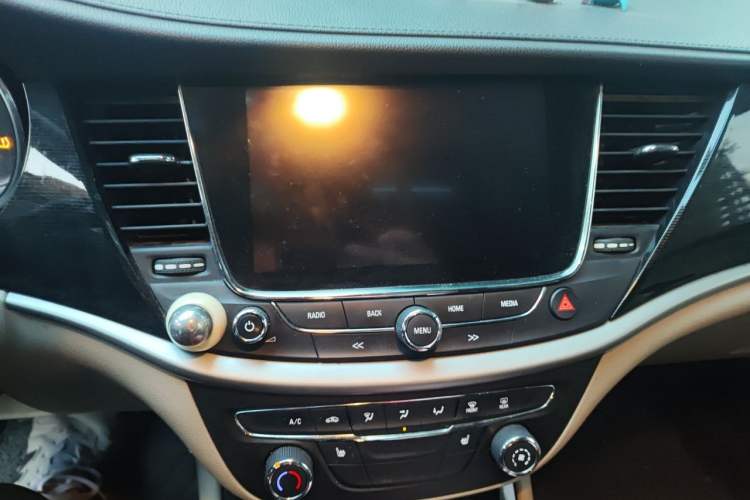 Used Buick Verano 2015 Sedan 15S Automatic Leading Model Audio And AC Panel