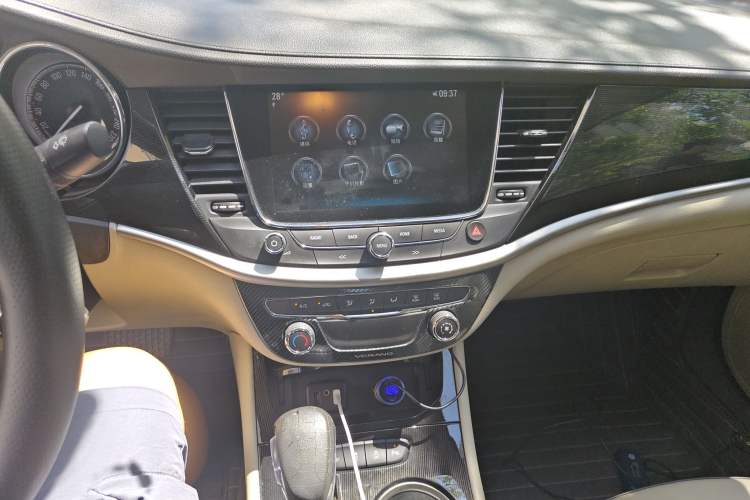 Used Buick Verano 2015 Sedan 15S Automatic Leading Model Audio And AC Panel