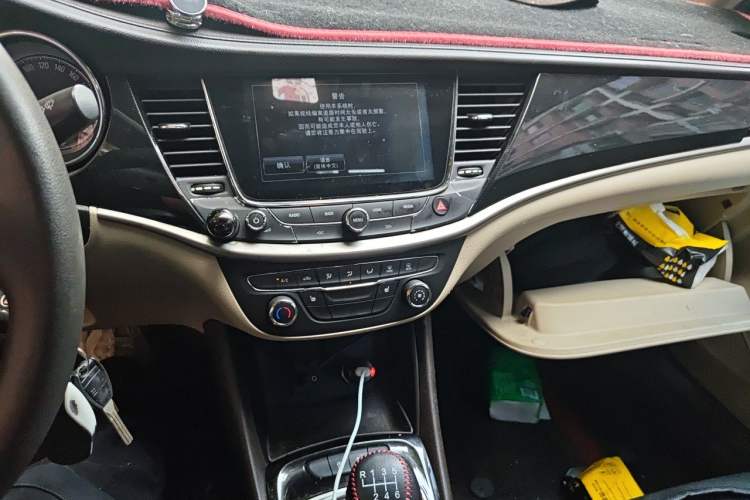 Used Buick Verano 2015 Sedan 15S Manual Leading Model Audio And AC Panel