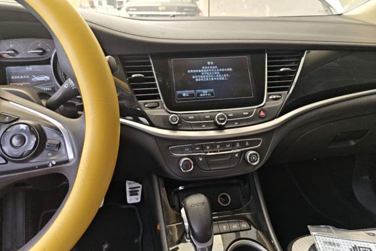 Used Buick Verano 2015 Sedan 20T Dual-Clutch Elite Model Audio And AC Panel