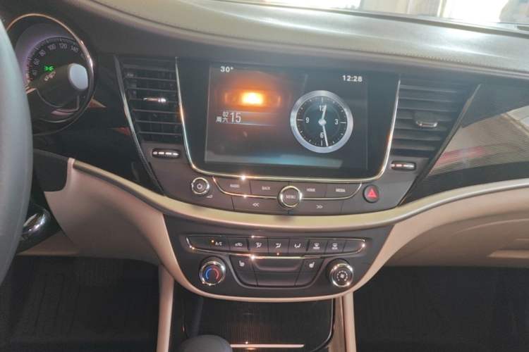 Used Buick Verano 2015 Sedan 15S Automatic Leading Model Audio And AC Panel