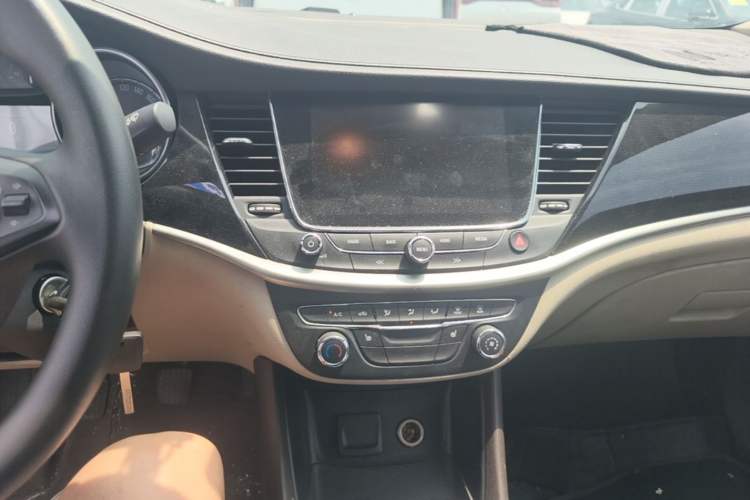 Used Buick Verano 2015 Sedan 15S Manual Leading Model Audio And AC Panel