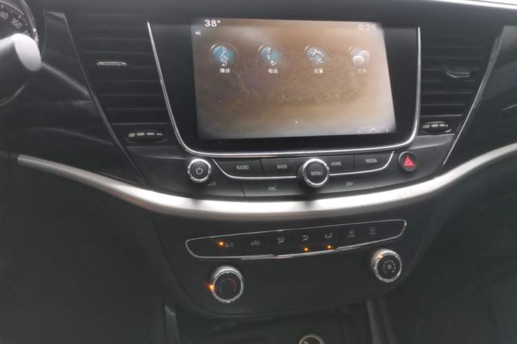 Used Buick Verano 2015 Sedan 20T Dual-Clutch Leading Model Audio And AC Panel