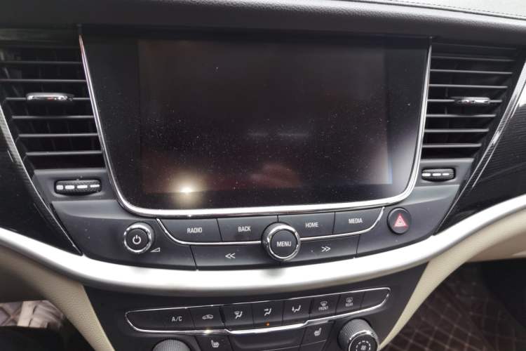 Used Buick Verano 2015 Sedan 15S Automatic Leading Model Audio And AC Panel