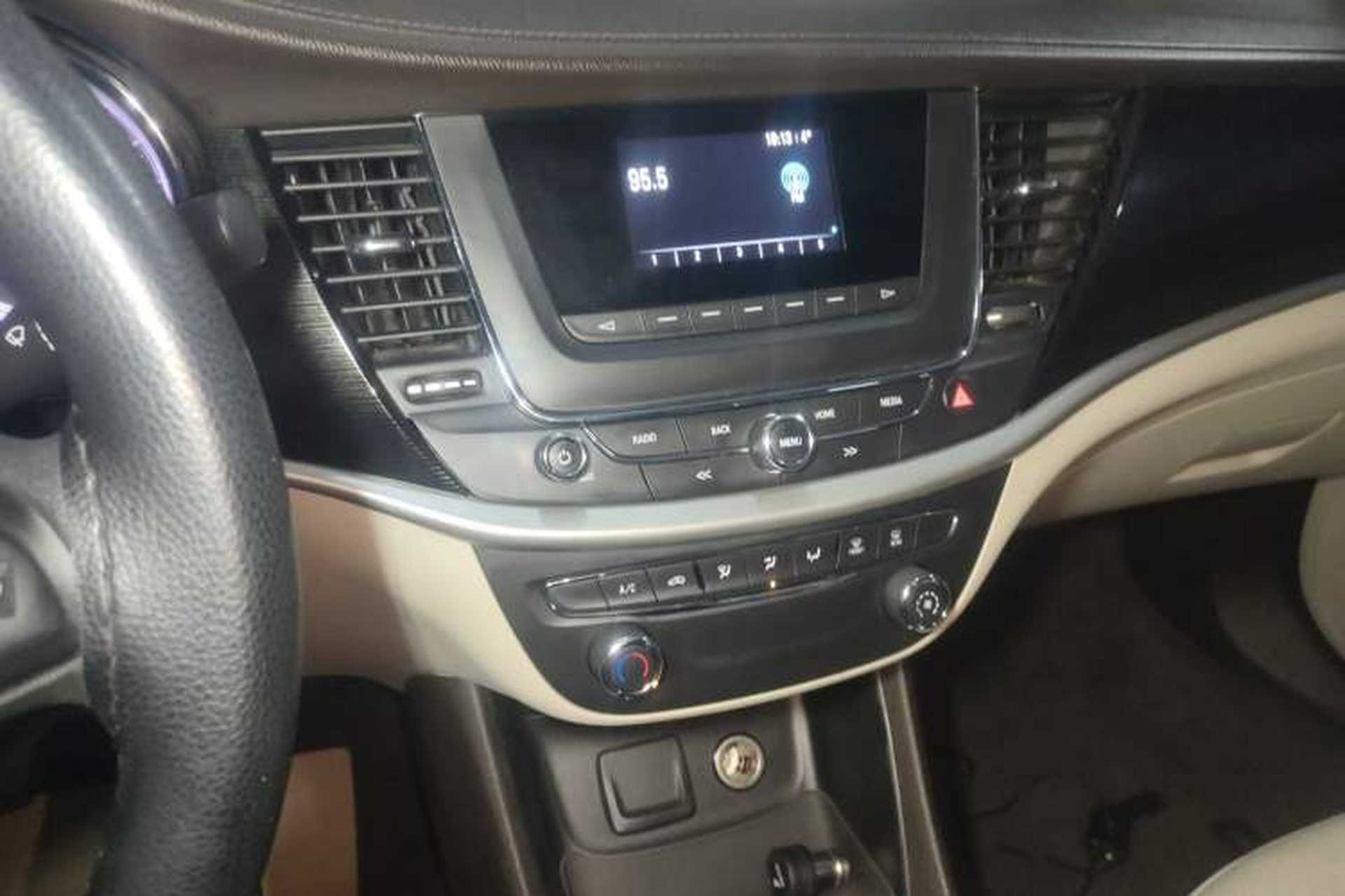 Used Buick Verano 2015 Sedan 15S Manual Entry-Level Model Audio And AC Panel
