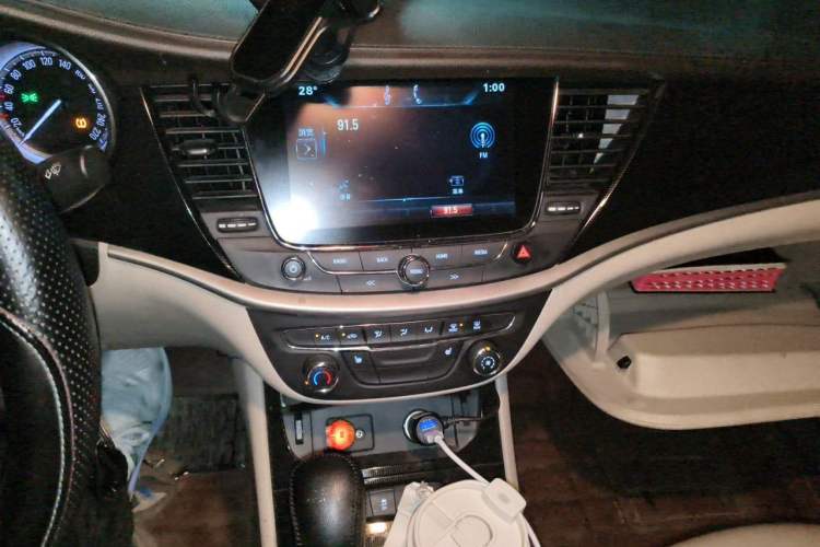 Used Buick Verano 2015 Sedan 15S Automatic Leading Model Audio And AC Panel
