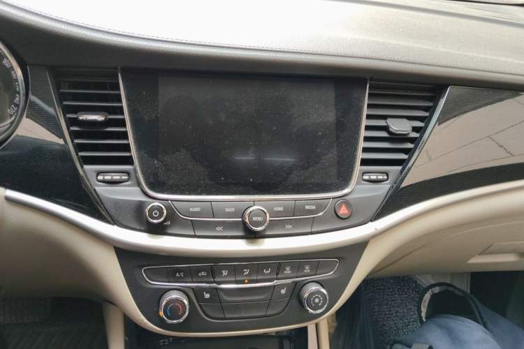 Used Buick Verano 2015 Sedan 15S Automatic Leading Model Audio And AC Panel