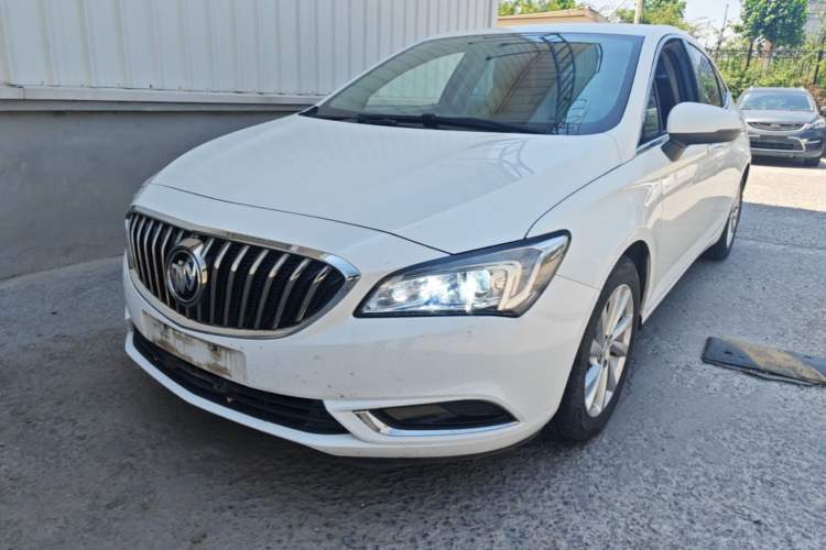 Used Buick Verano 2015 Sedan 15S Automatic Ambition Model Guazi used car, China used car export, Used car for sale, Used Buick cars, Cheapest cars for sale