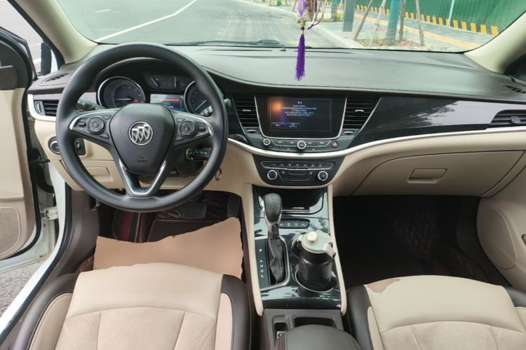 Used Buick Verano 2015 Sedan 15S Automatic Leading Model Center Console