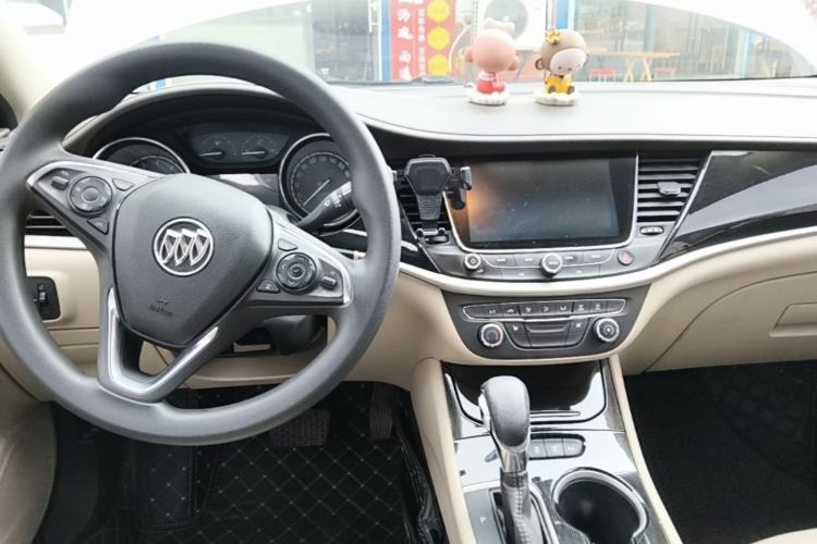 Used Buick Verano 2015 Sedan 15S Automatic Leading Model Center Console