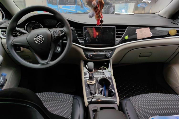 Used Buick Verano 2015 Sedan 15S Automatic Ambition Model Center Console