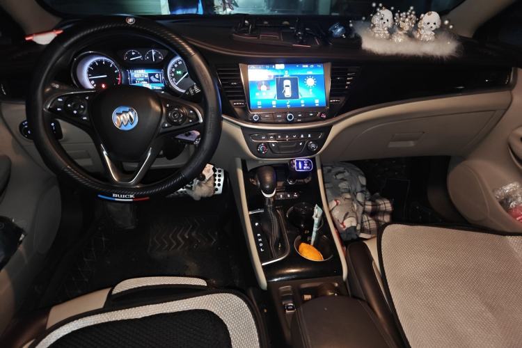 Used Buick Verano 2015 Sedan 15S Automatic Leading Model Center Console
