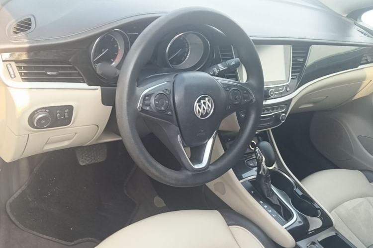 Used Buick Verano 2015 Sedan 15S Automatic Leading Model Center Console