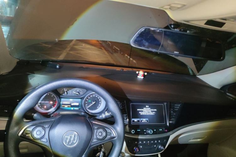 Used Buick Verano 2015 Sedan 15S Automatic Leading Model Center Console