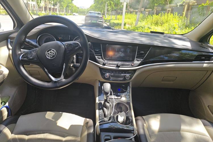 Used Buick Verano 2015 Sedan 15S Automatic Leading Model Center Console