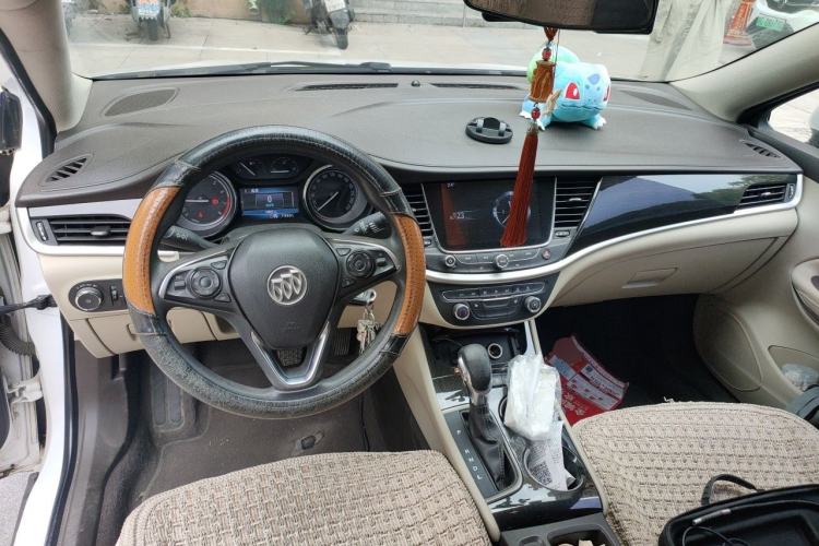 Used Buick Verano 2015 Sedan 15S Automatic Leading Model Center Console