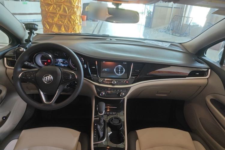 Used Buick Verano 2015 Sedan 15S Automatic Leading Model Center Console