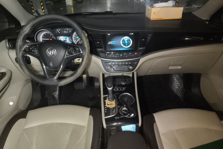 Used Buick Verano 2015 Sedan 15S Automatic Leading Model Center Console