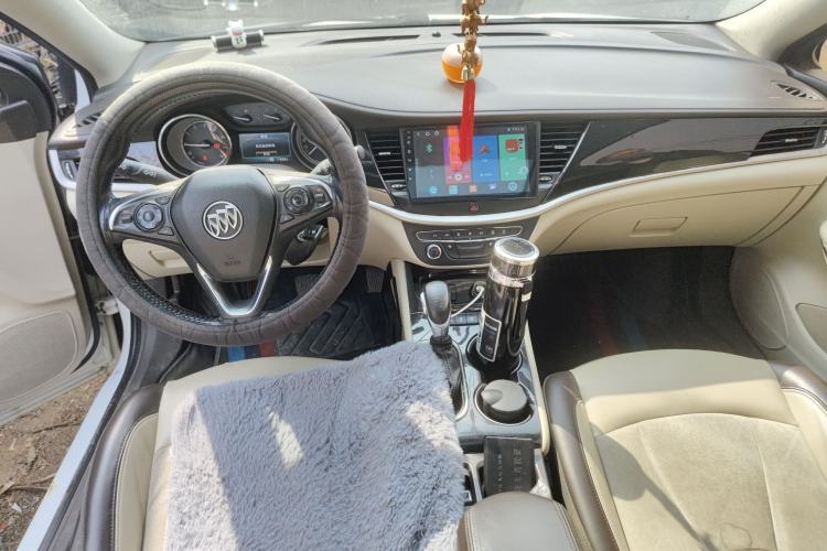 Used Buick Verano 2015 Sedan 15S Automatic Leading Model Center Console
