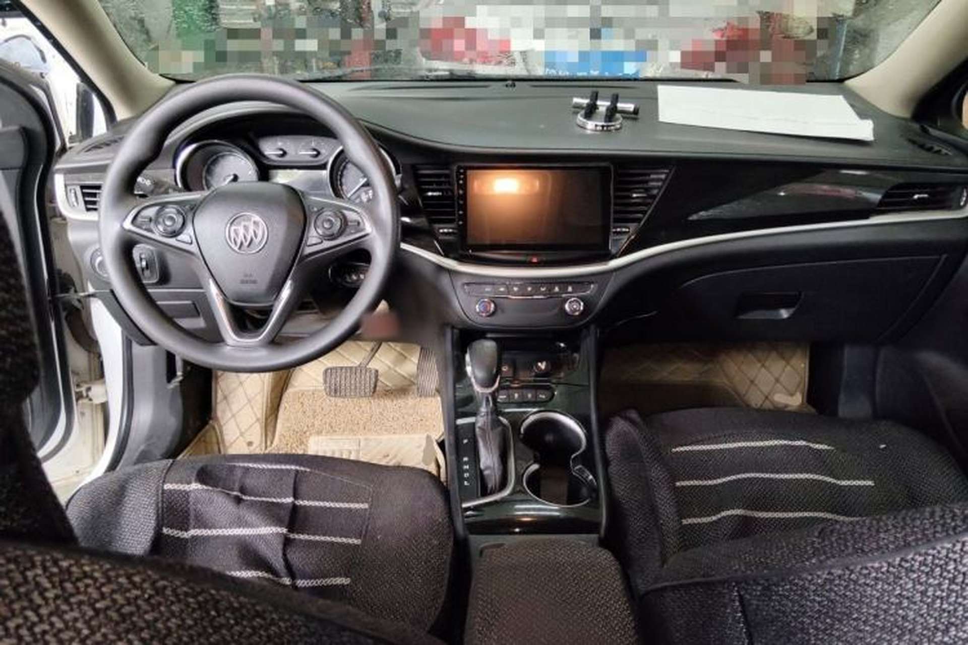 Used Buick Verano 2015 Sedan 20T Dual-Clutch Leading Model Center Console