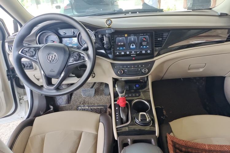 Used Buick Verano 2015 Sedan 15S Automatic Leading Model Center Console