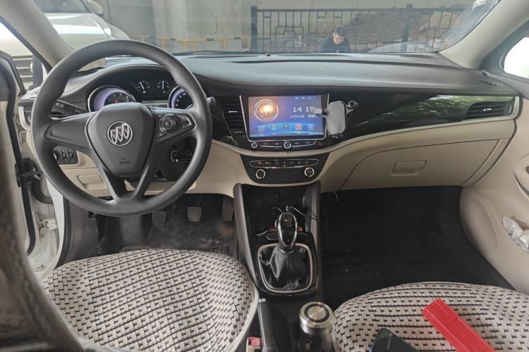 Used Buick Verano 2015 Sedan 15S Manual Entry-Level Model Center Console
