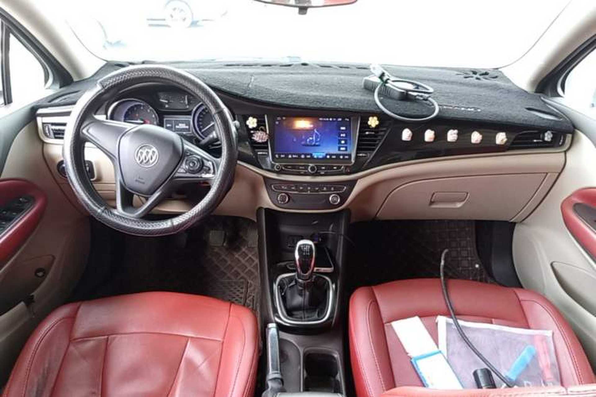 Used Buick Verano 2015 Sedan 15S Manual Entry-Level Model Center Console