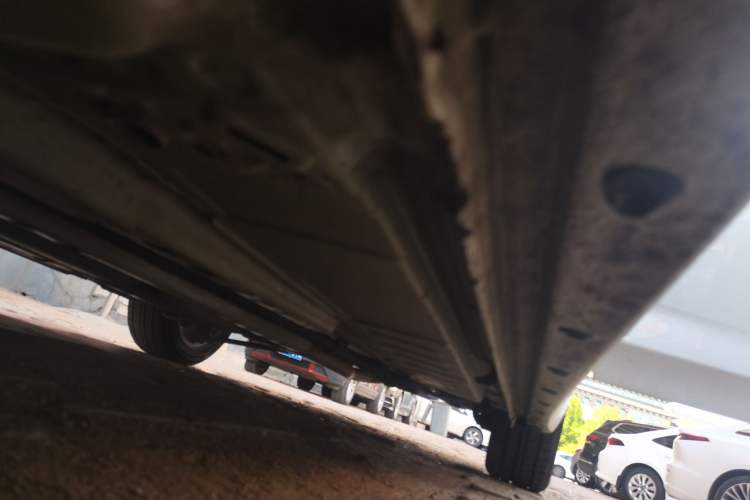 Used Buick Verano 2015 Sedan 15S Manual Entry-Level Model Chassis Front Left