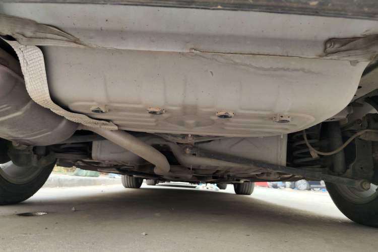 Used Buick Verano 2015 Sedan 15S Manual Entry-Level Model Chassis Rear