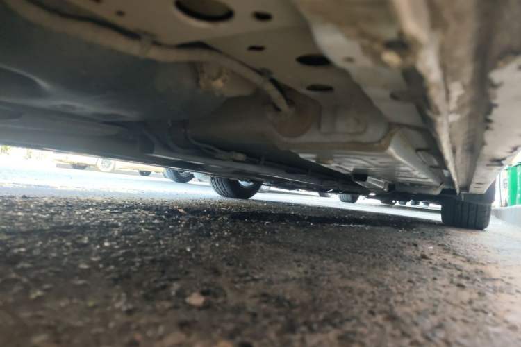 Used Buick Verano 2015 Sedan 15S Manual Entry-Level Model Chassis Rear Right