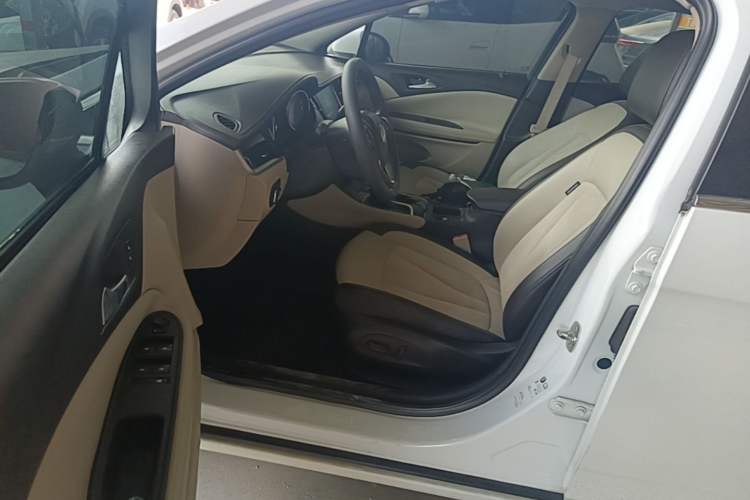 Used Buick Verano 2015 Sedan 15S Automatic Leading Model Driver Seat