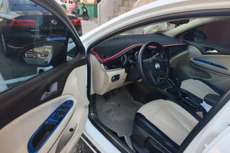 Used Buick Verano 2015 Sedan 15S Manual Entry-Level Model Driver Seat