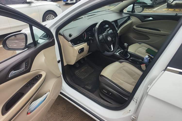 Used Buick Verano 2015 Sedan 15S Manual Leading Model Driver Seat