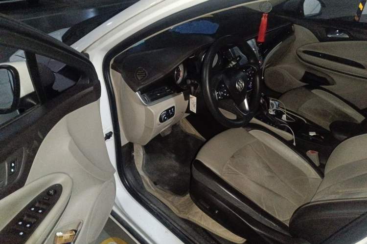 Used Buick Verano 2015 Sedan 15S Automatic Leading Model Driver Seat