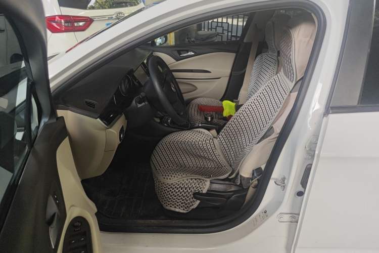 Used Buick Verano 2015 Sedan 15S Manual Entry-Level Model Driver Seat