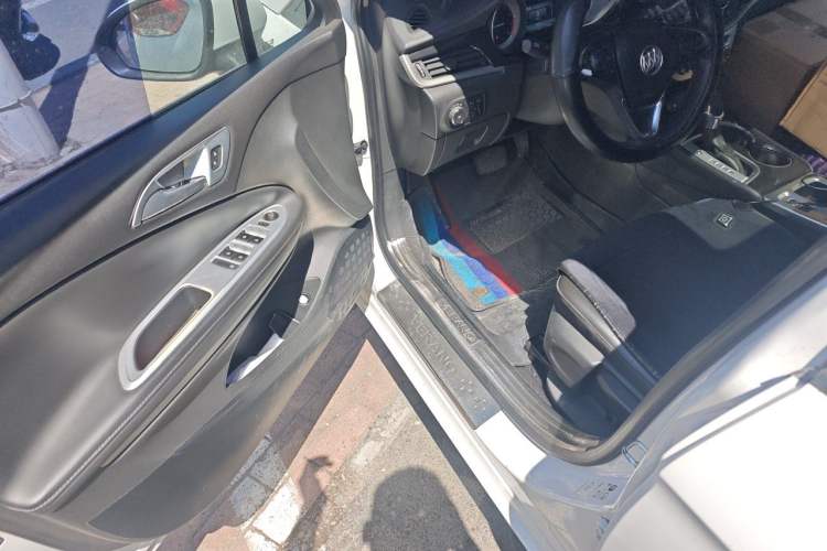 Used Buick Verano 2015 Sedan 20T Dual-Clutch Leading Model Driver Seat