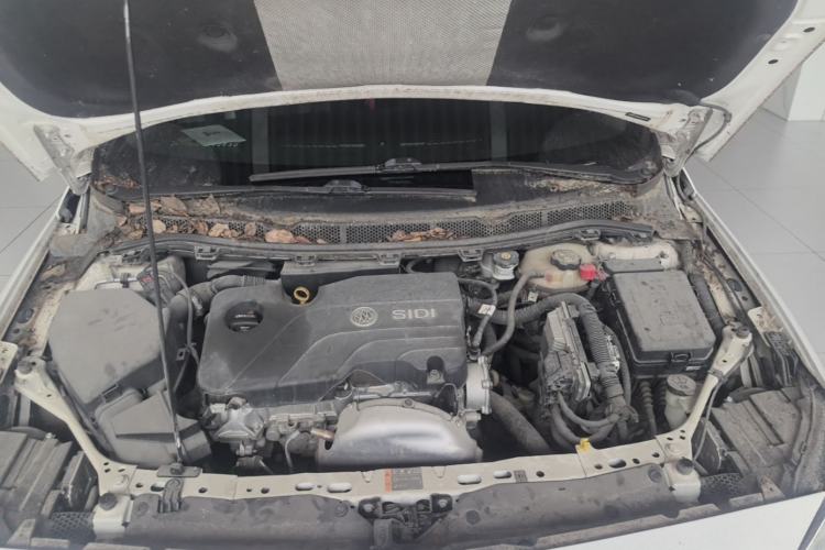 Used Buick Verano 2015 Sedan 15S Manual Entry-Level Model Engine Bay
