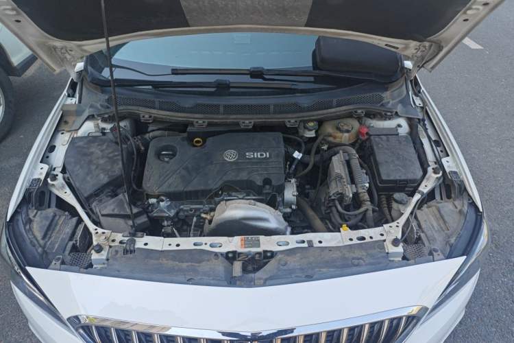 Used Buick Verano 2015 Sedan 15S Automatic Leading Model Engine Bay