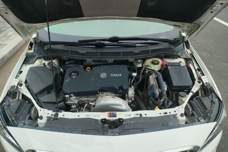 Used Buick Verano 2015 Sedan 15S Automatic Leading Model Engine Bay