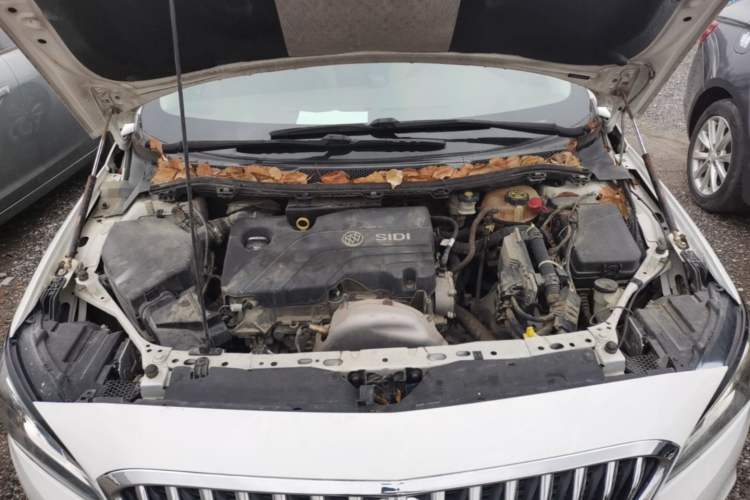Used Buick Verano 2015 Sedan 15S Automatic Leading Model Engine Bay