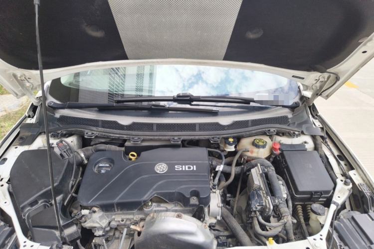 Used Buick Verano 2015 Sedan 15S Automatic Leading Model Engine Bay