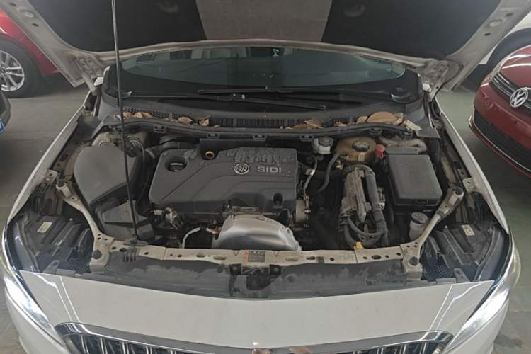Used Buick Verano 2015 Sedan 15S Automatic Leading Model Engine Bay