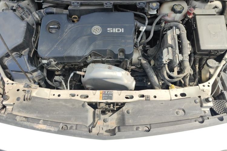 Used Buick Verano 2015 Sedan 15S Automatic Leading Model Engine Bay