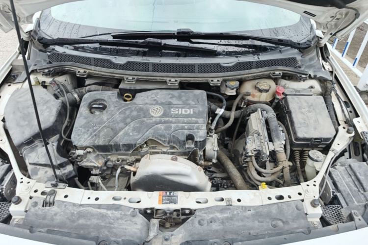 Used Buick Verano 2015 Sedan 15S Automatic Leading Model Engine Bay